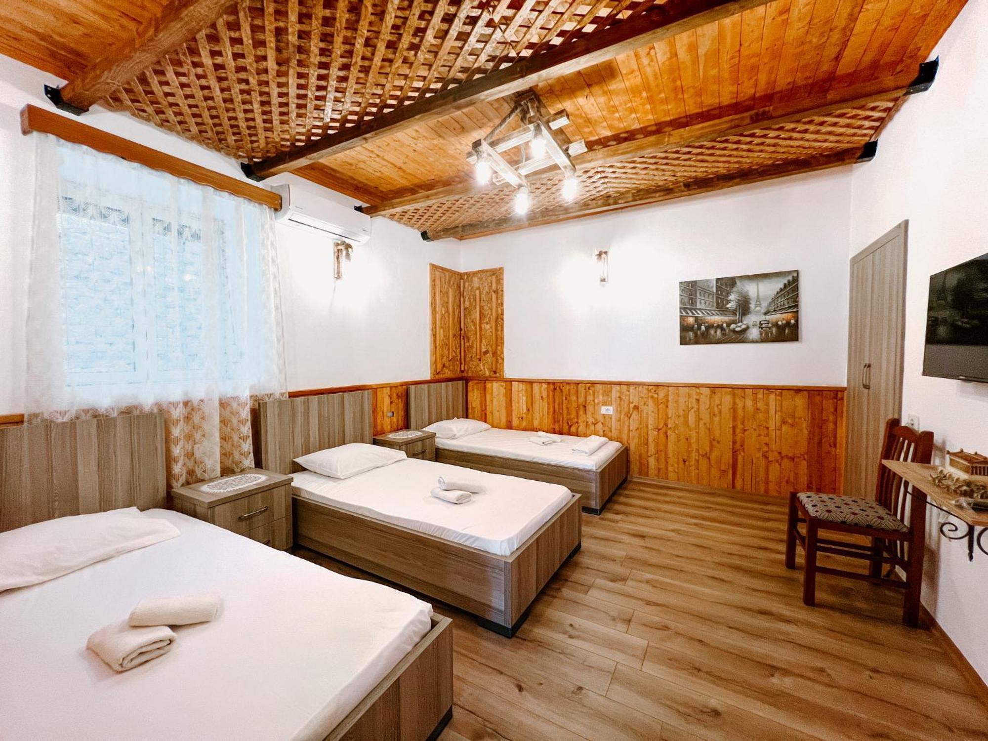 GjirokastërDaors House公寓 外观 照片